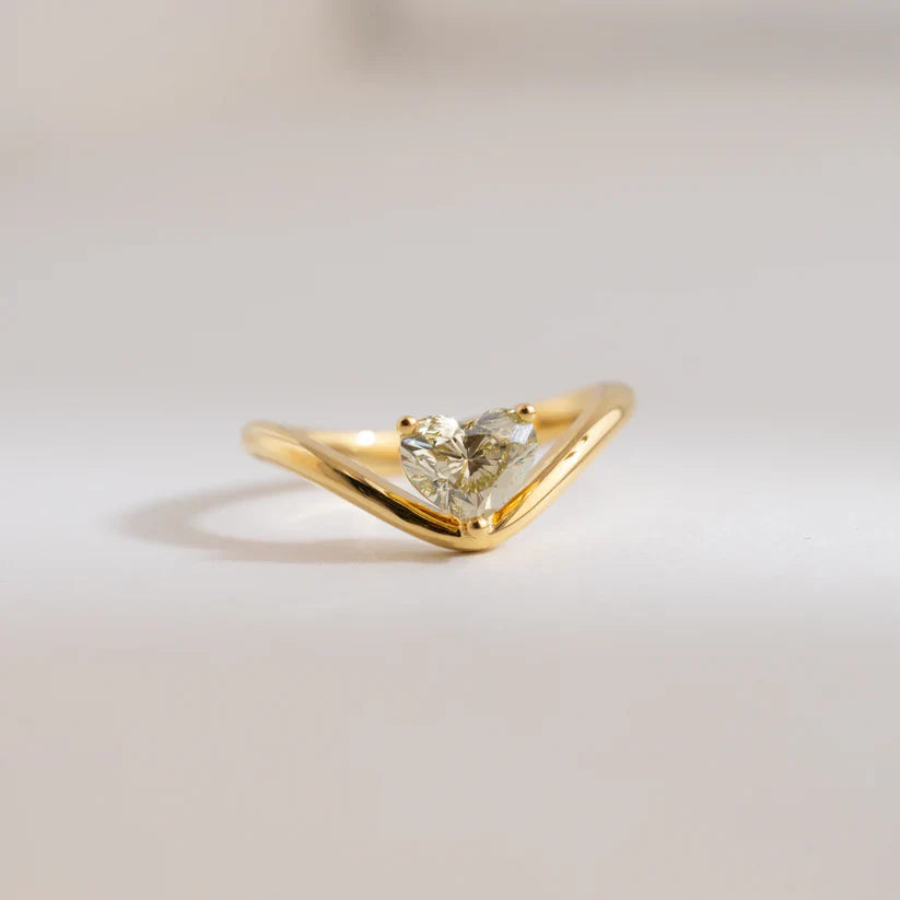 Lab Grown Diamond | 1.00ct Heart Shape Wavy Ring