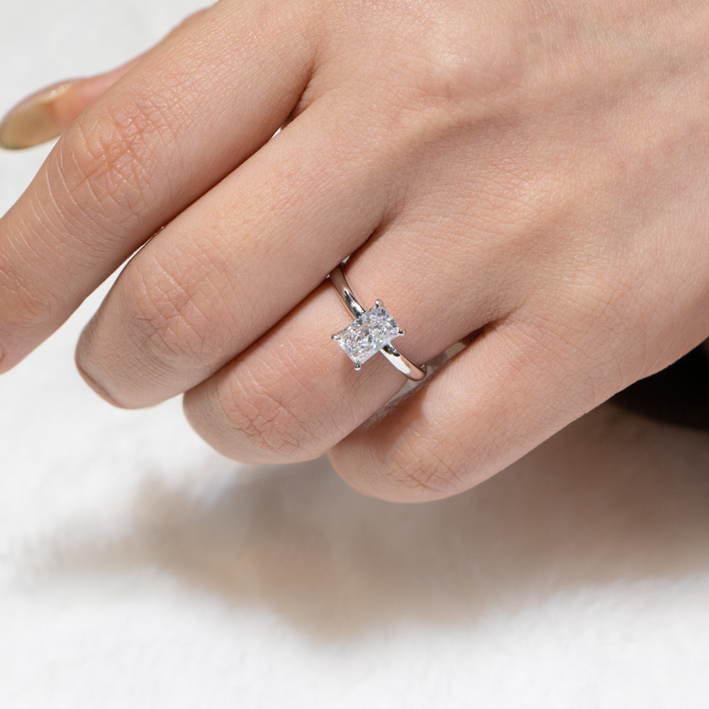 Lab Grown Diamond | 1ct Radiant Cut Diamond with Hidden Halo