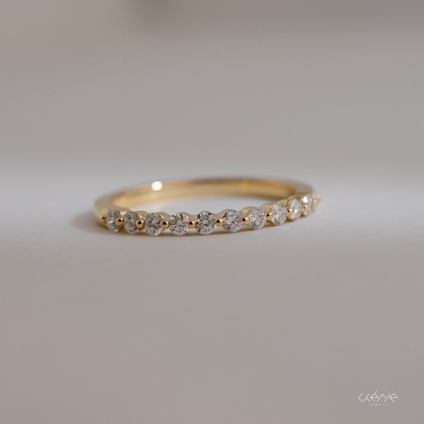 Lab Grown Diamond | 0.30ct Single Prong Round Diamond Eternity Band