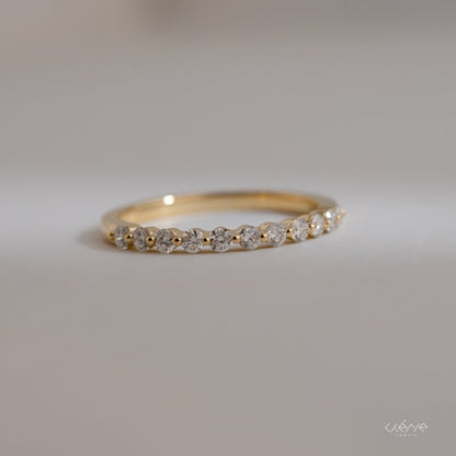 Lab Grown Diamond | 0.30ct Single Prong Round Diamond Eternity Band