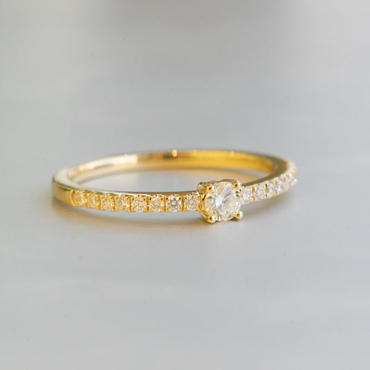 Petite Round Shape Diamond Ring