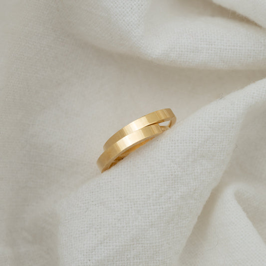 Perfect Round 18K Gold Hoop Earrings