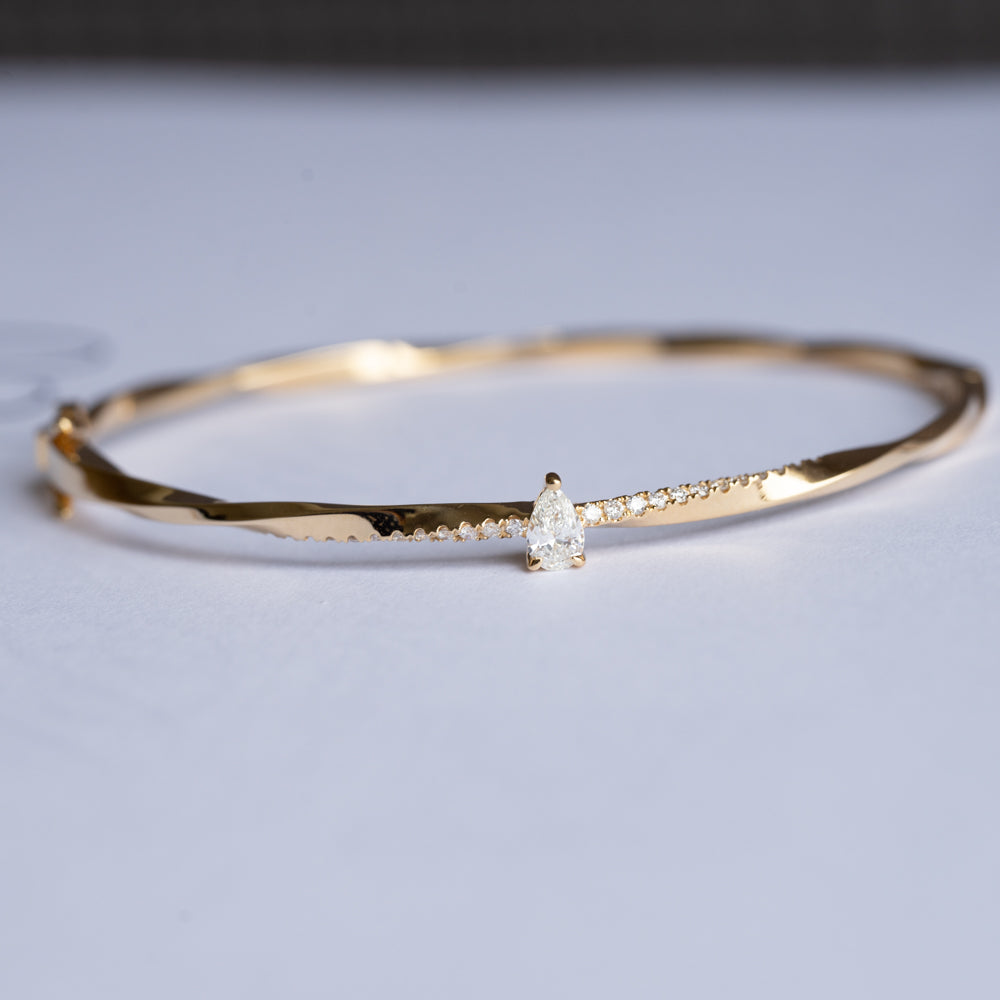 Twist Bangle with Pear Shape Diamond Bracelet