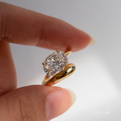 Lab Grown Diamond |  Chunky Oval Shaped Diamond Ring