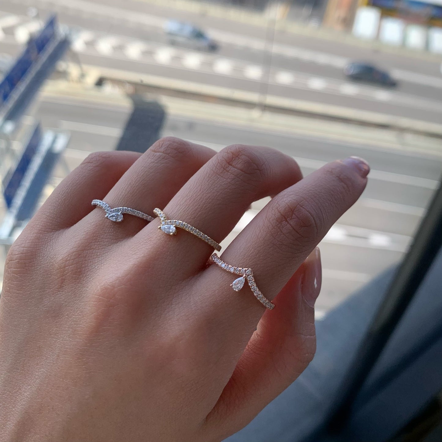 Nora Curved Ring with Pear Shape Diamond