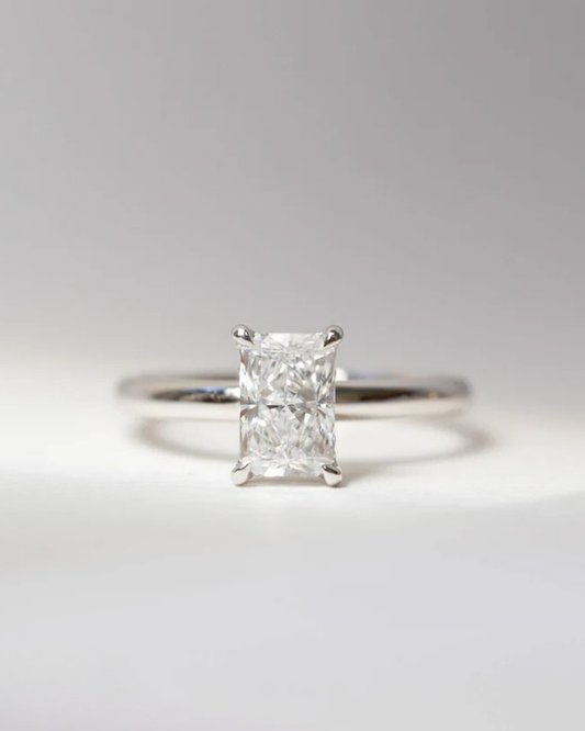 Lab Grown Diamond Collection | 1ct Radiant Cut Diamond Ring with Hidden Halo